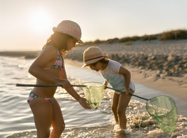 Girls crabbing at Woodland Beach Delaware