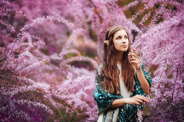 Woman dressed as a fairy to visit the Fairyland Caverns